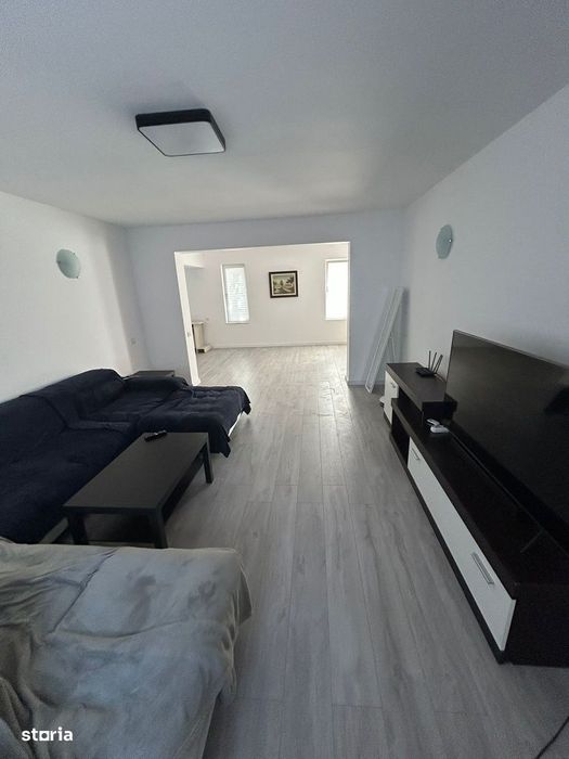 Vand casa si teren