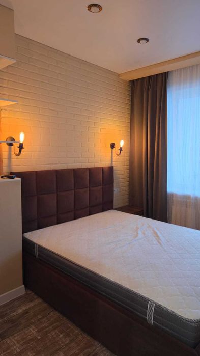 Двухспальная кровать 160*200