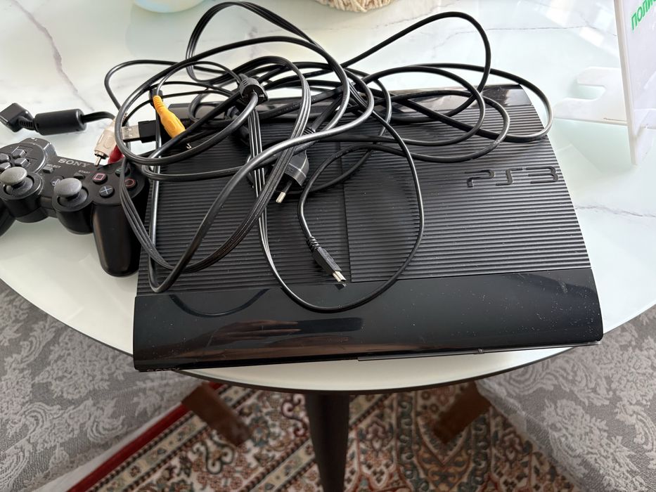 Продам Sony Playstation 3 500 gb