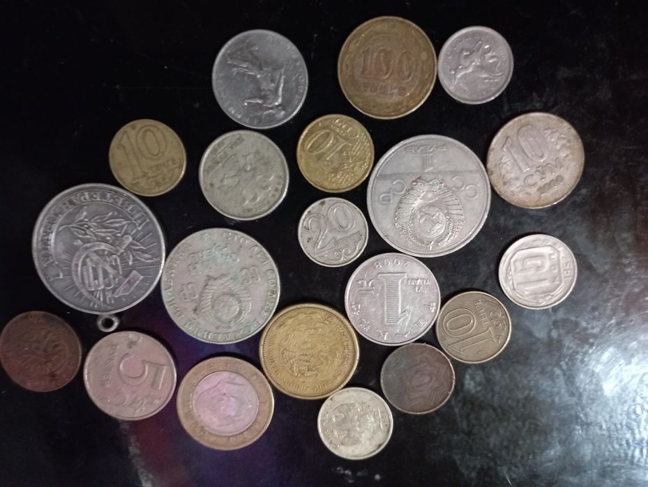 tanga monet sotiladi