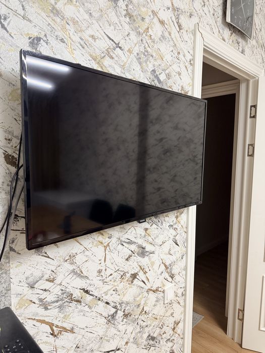 Телевизор PHILIPS 40 ‘