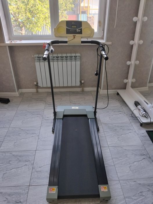 Беговая дорожка.