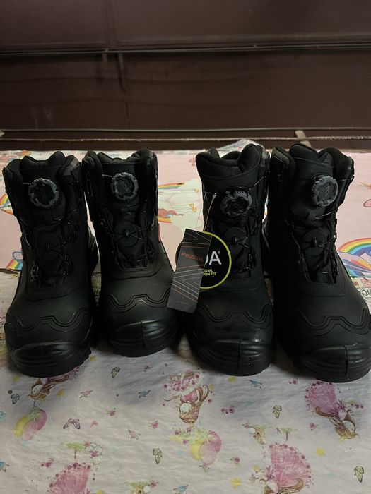 Vand bocanci protectie cu sistem Boa marimea 41 si 42