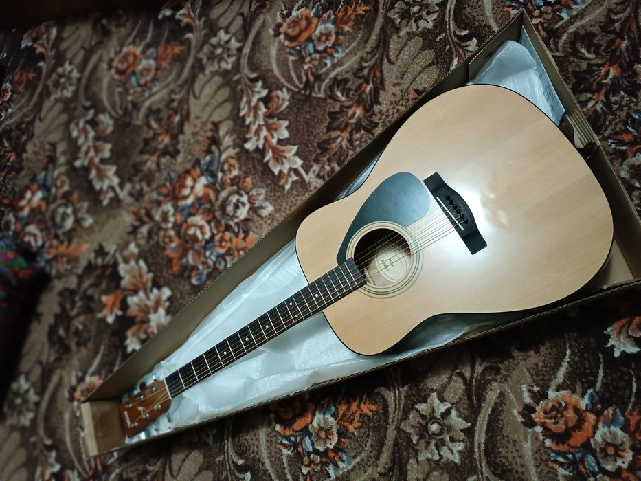 Гитара Yamaha f310