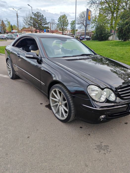 Vând  Mercedes-Benz CLK 200 Kompressor,  în stare impecabilă.