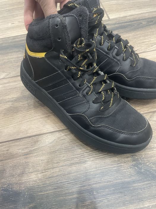 Спортни кецове Адидас за момче