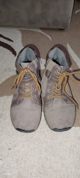 Продам ботинки для мальчика