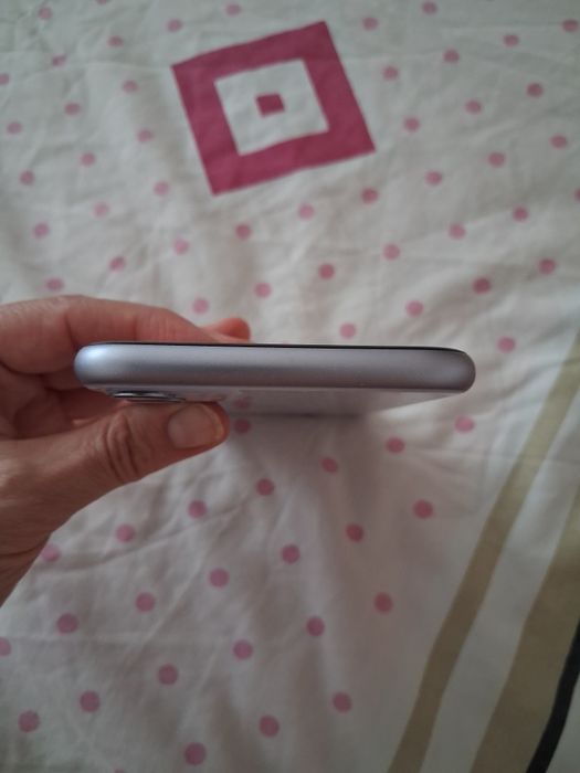 IPhone 11,128 gb