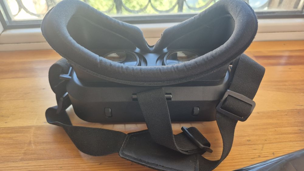 VR очки + 2 колонки