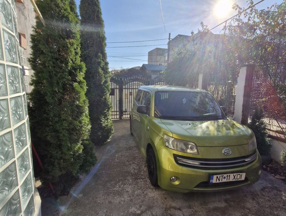 Daihatsu Materia(Toyota Bb)