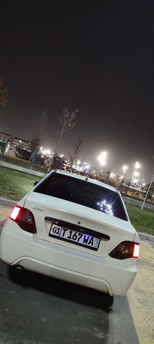 Nexia 2 sons tramblor 100l gaz bor 4 yumsho balon  taqilgan