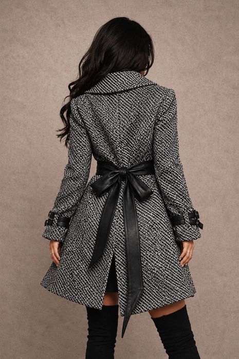 BSB Fashion палто от букле с кожен колан