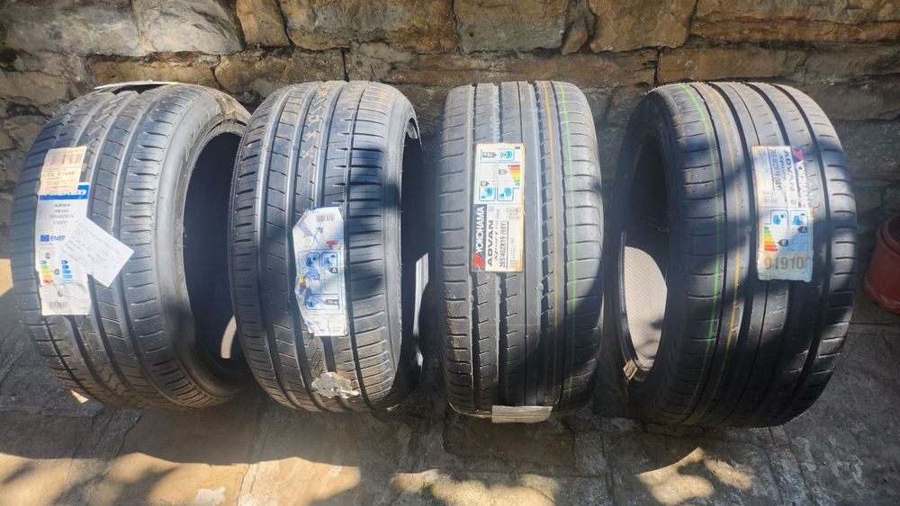 Нови гуми четири броя - два Yokohama и два броя Falken  .  265/40/19 .Цена : 90 евро за брой