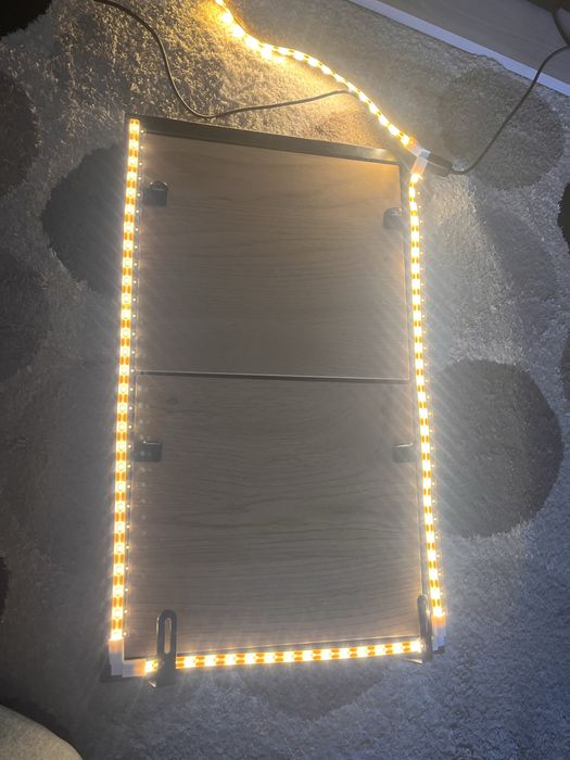 Etajera cu led stare ff buna