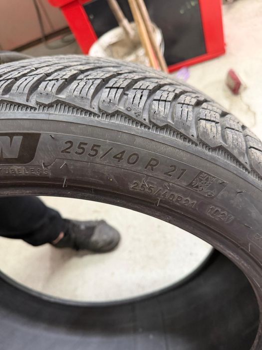 Michelin Pilot Alpin 21” – 255/40 R21 + 265/40 R21 – DOT 2023