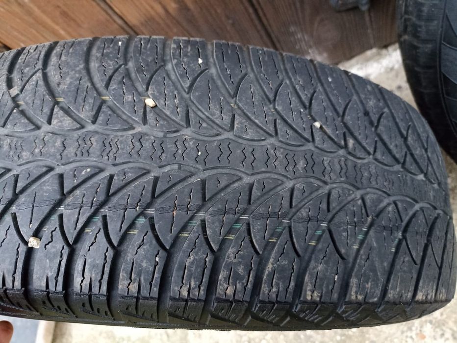 Vand 5 jante originale audi 80 b4 3 au cauciucuri de iarna 195 65 r 15