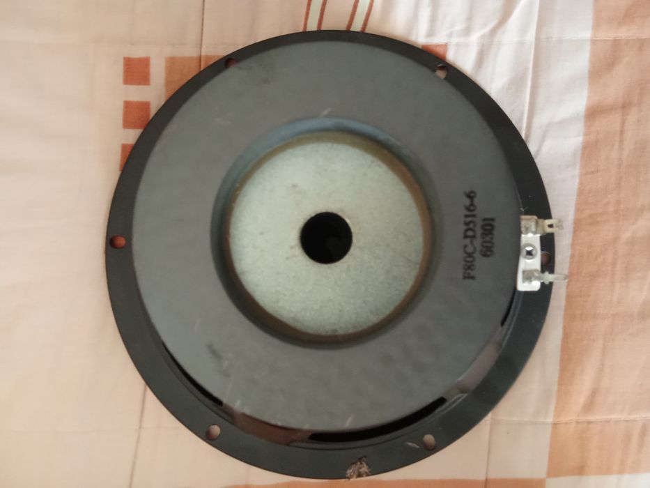 Vand boxe sistem audio