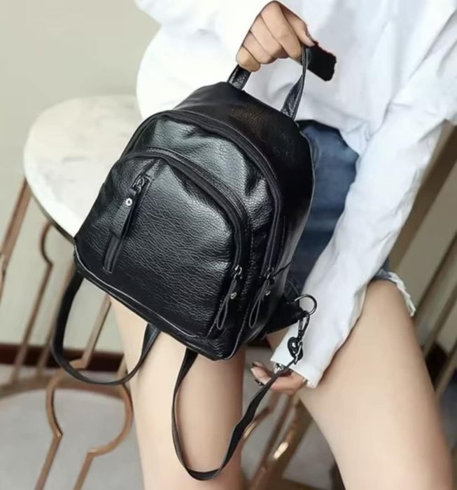 Нова малка дамска кожена раница за всекидневна употреба