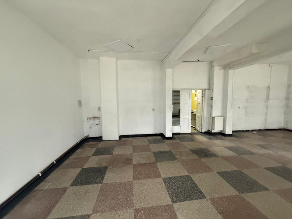 Inchiriez spatiu comercial