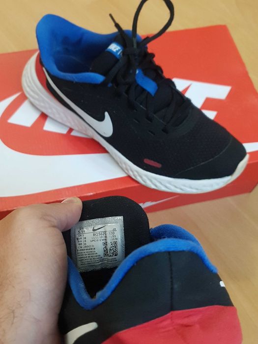 Adidasi originali Nike Revolution 5 marime 38