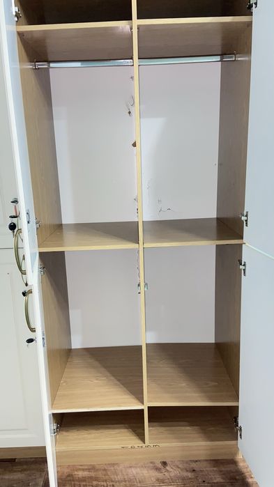 Срочно продам шкаф для вещей