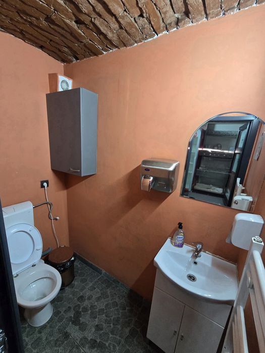 Se inchiriaza afacere la cheie Crama Party Privat