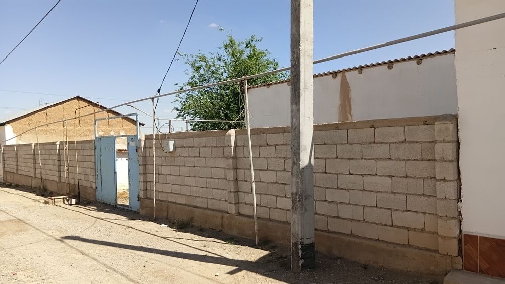 Zarafshon shahrida Miraj 2 da hovli sotiladi