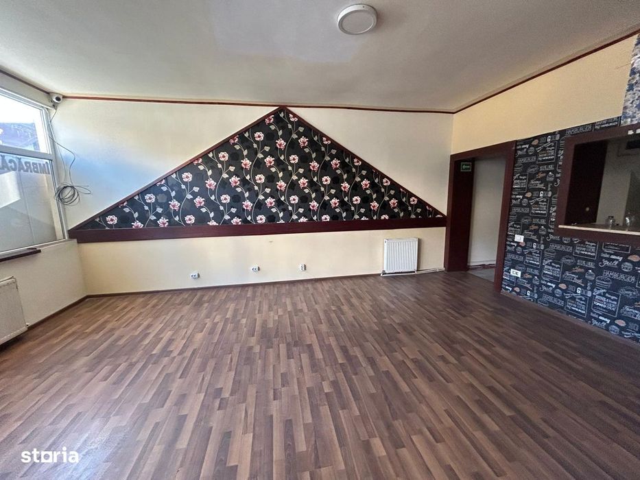 Spațiu Comercial De Vânzare – Zona Mărăței, Piatra Neamț P+M 145 Mp