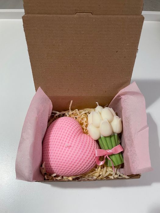 Seturi cadou cu lumanari din ceară de soia și recipiente ceramice