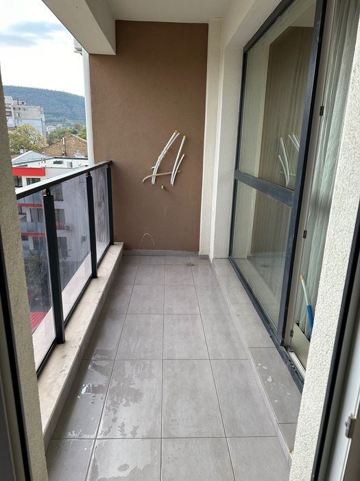 Дава се под наем Двустаен апартамент в Шумен, Пазара - 55 кв.м за 306 € - Снимка #5