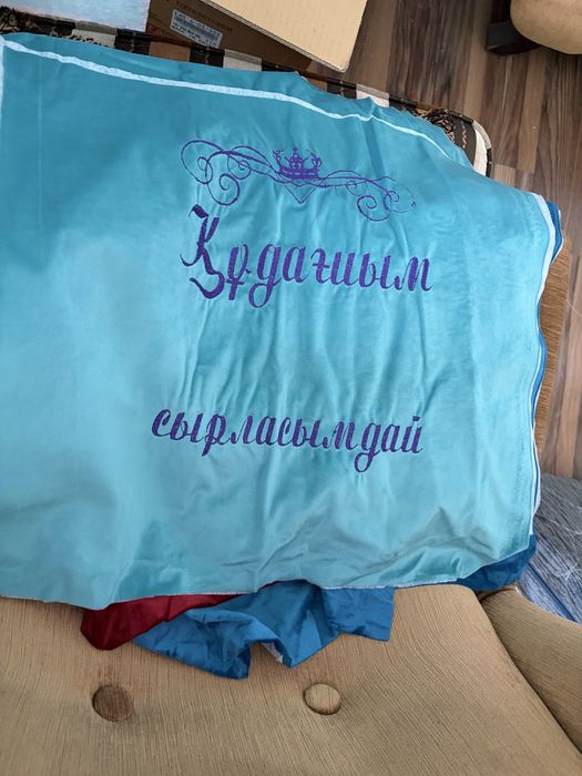 Апликации на подушку