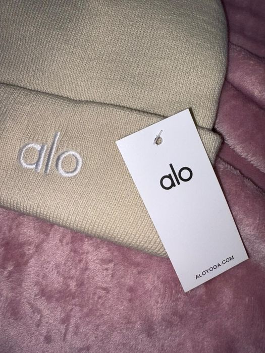 Căciulă Alo Yoga Nouă eticheta