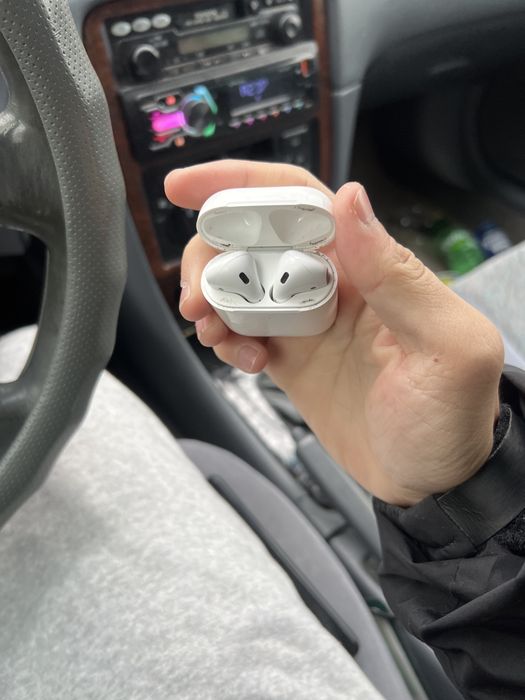 Air pods 2.