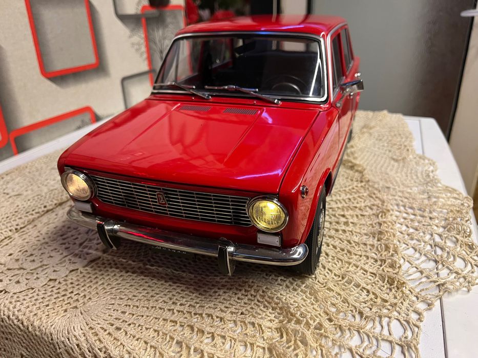Жигули кола макет 1:8