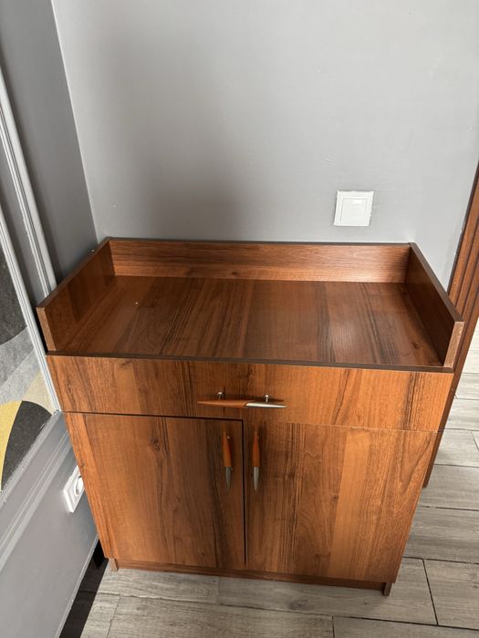 Продаеться шкафы