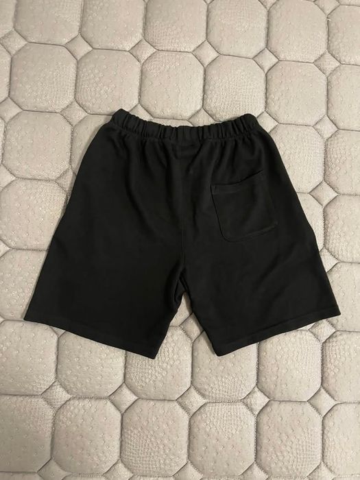 Pantaloni essentials