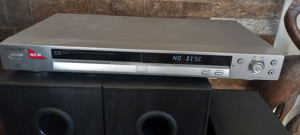 DVD- CD плеър SONY DVP-NS330