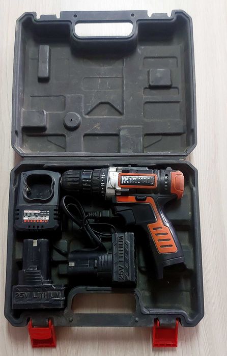 Продам шуруповерт