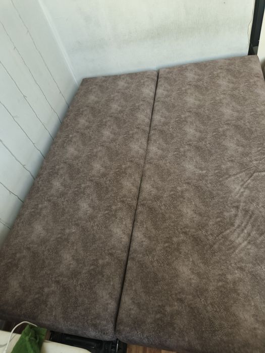 Продам диван тахта