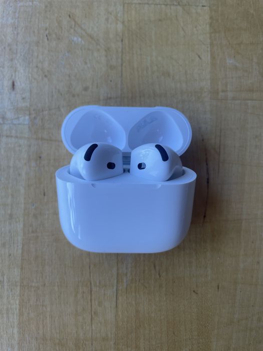 Чисто нови airpods 4 ANC!