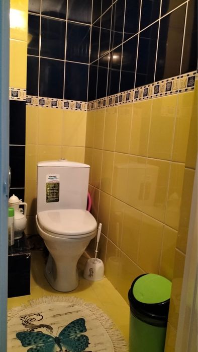 Продам 4 комнатную квартиру
