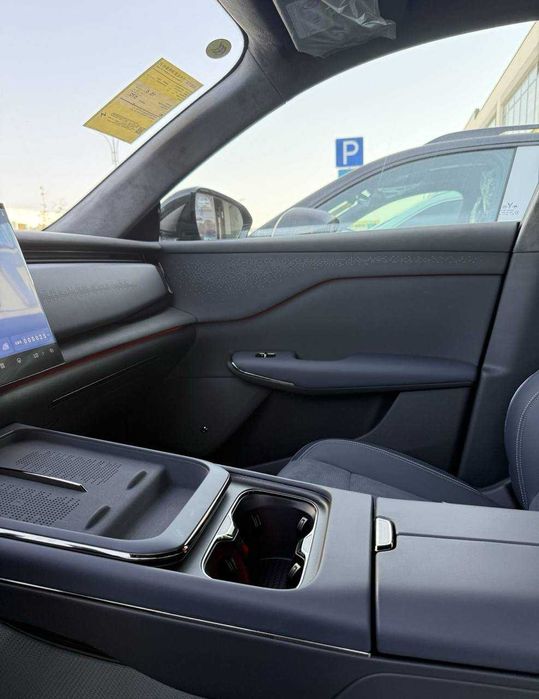 Voyah Free 318km RWD naxt va nasiya