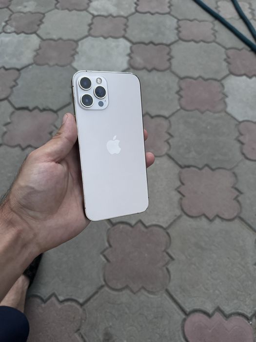 Продам Телефон 12 Pro Max