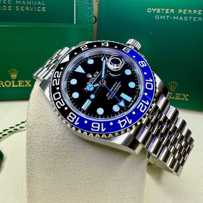 Rolex GMT MASTER II "BATGIRL | Pe STOC | 17150E | 2025 | 126710BLNR