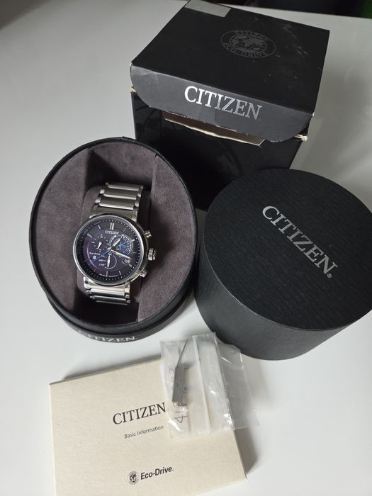 Citizen proximity eco drive, bluetooth BZ1000-54E