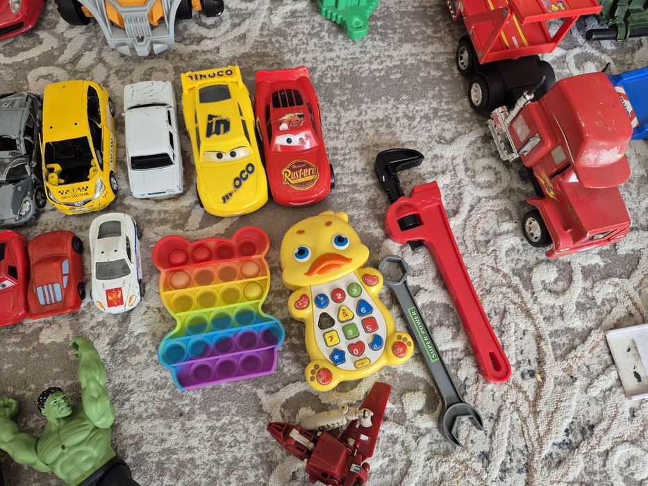 Игрушки все за 3000