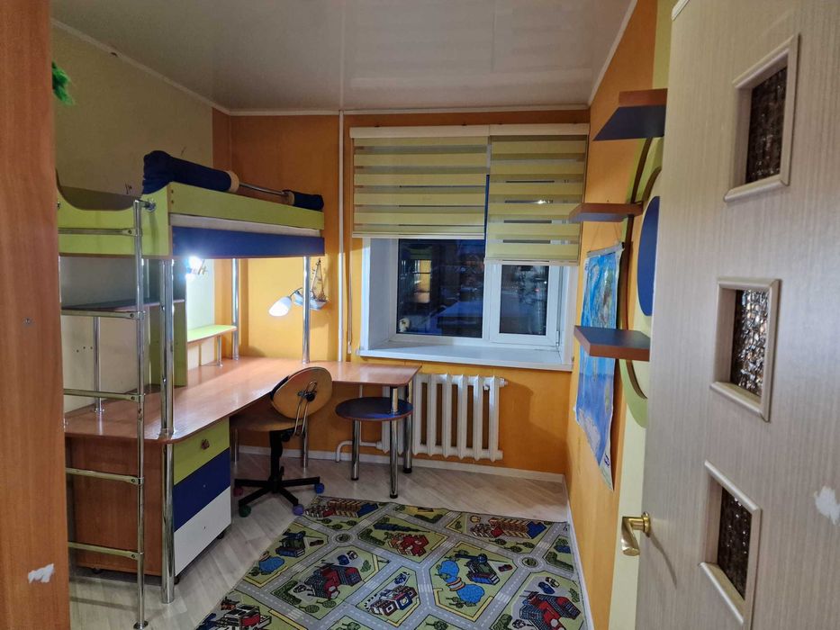 Продам 4-х комнатную квартиру