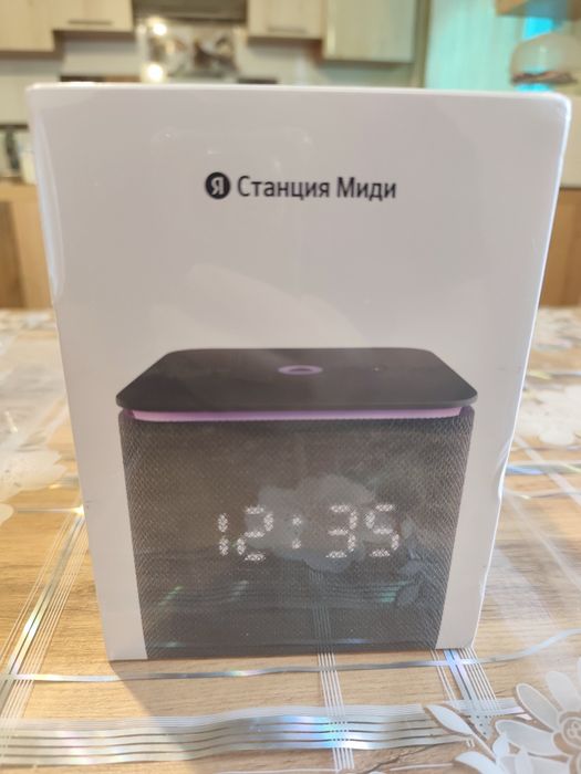 Яндекс станция Мидия новая