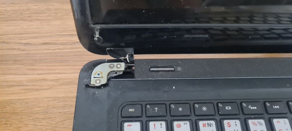 Ноутбук hp на запчасти