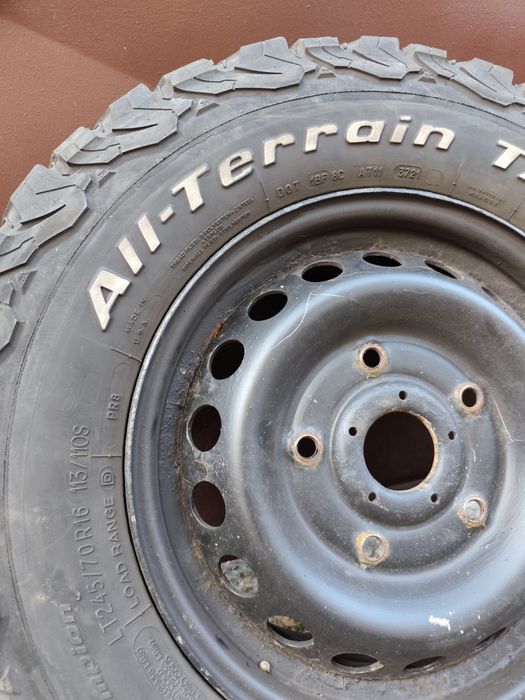Set Roți Complete: Jante Tablă R16 Ford + Anvelope BFGoodrich All-Terrain T/A